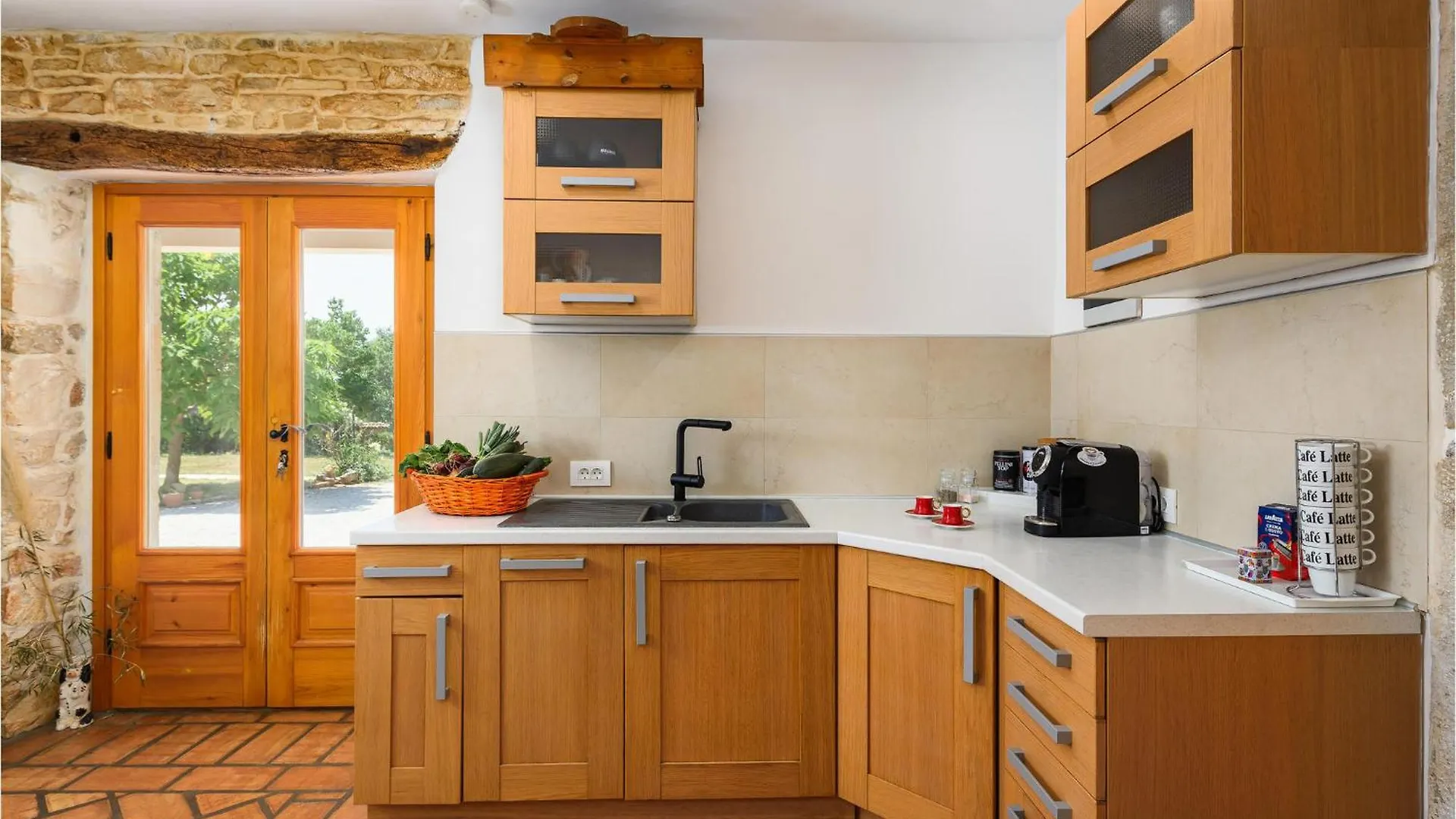 Awesome Home In Sveti Lovrec Jakici