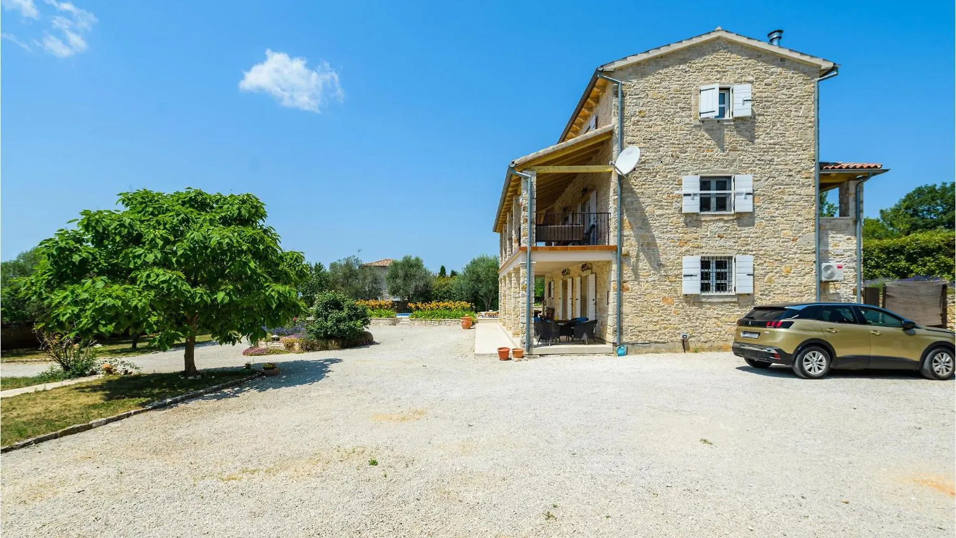Awesome Home In Sveti Lovrec Jakici 0*,