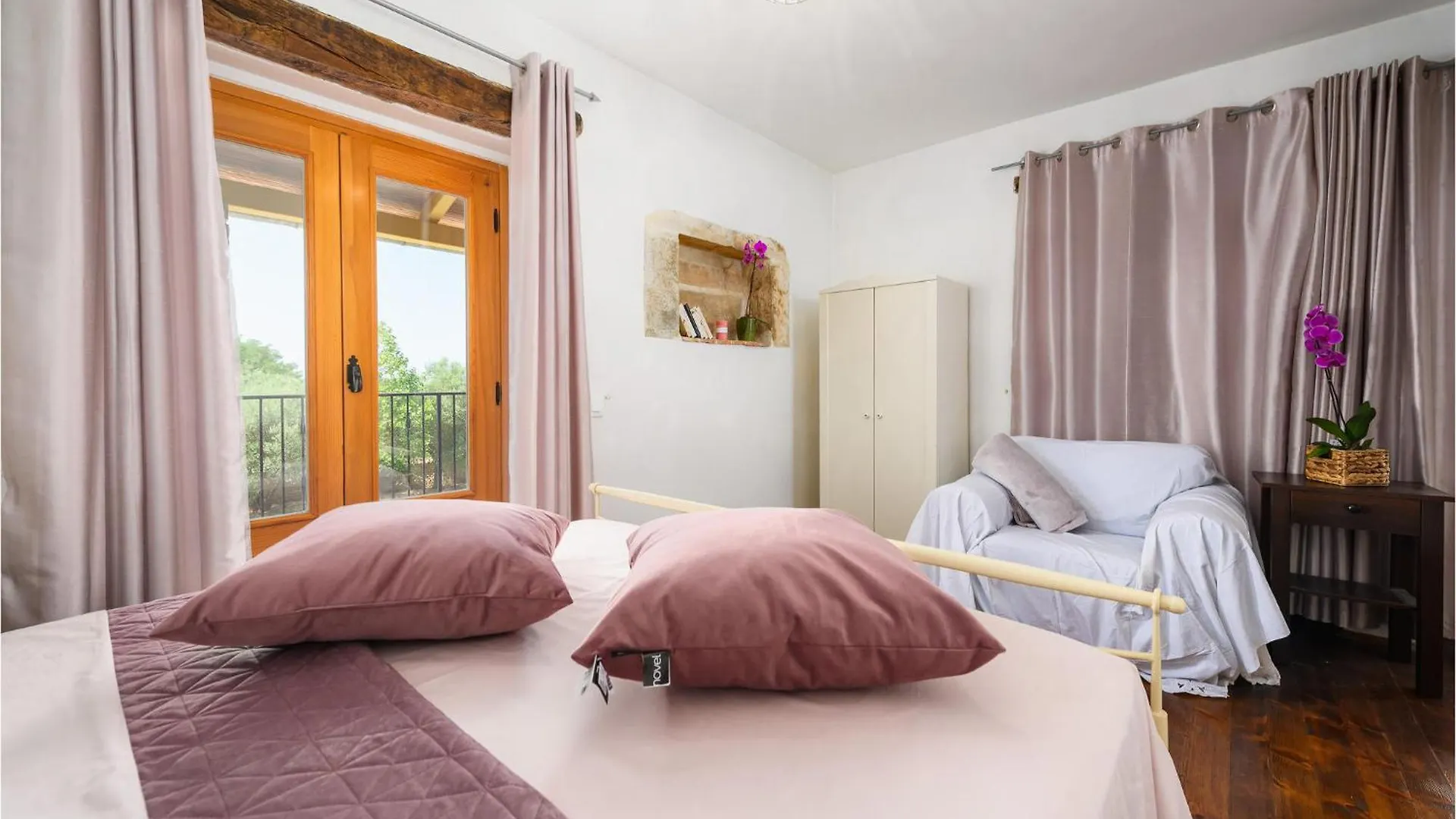 Awesome Home In Sveti Lovrec Jakici